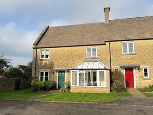 6 The Playing Close- click for photo gallery